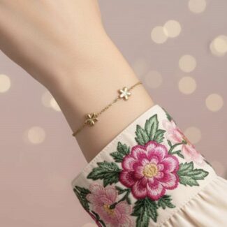 Daisy Whisper Anti-Tarnish Minimal Gold Bracelet