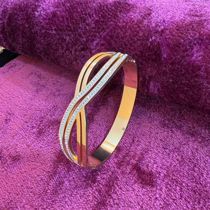 Infinity Swirl Anti-Tarnish Premium Kada 2