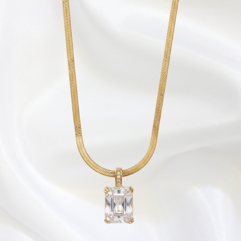 Anti-Tarnish Womens Pendant